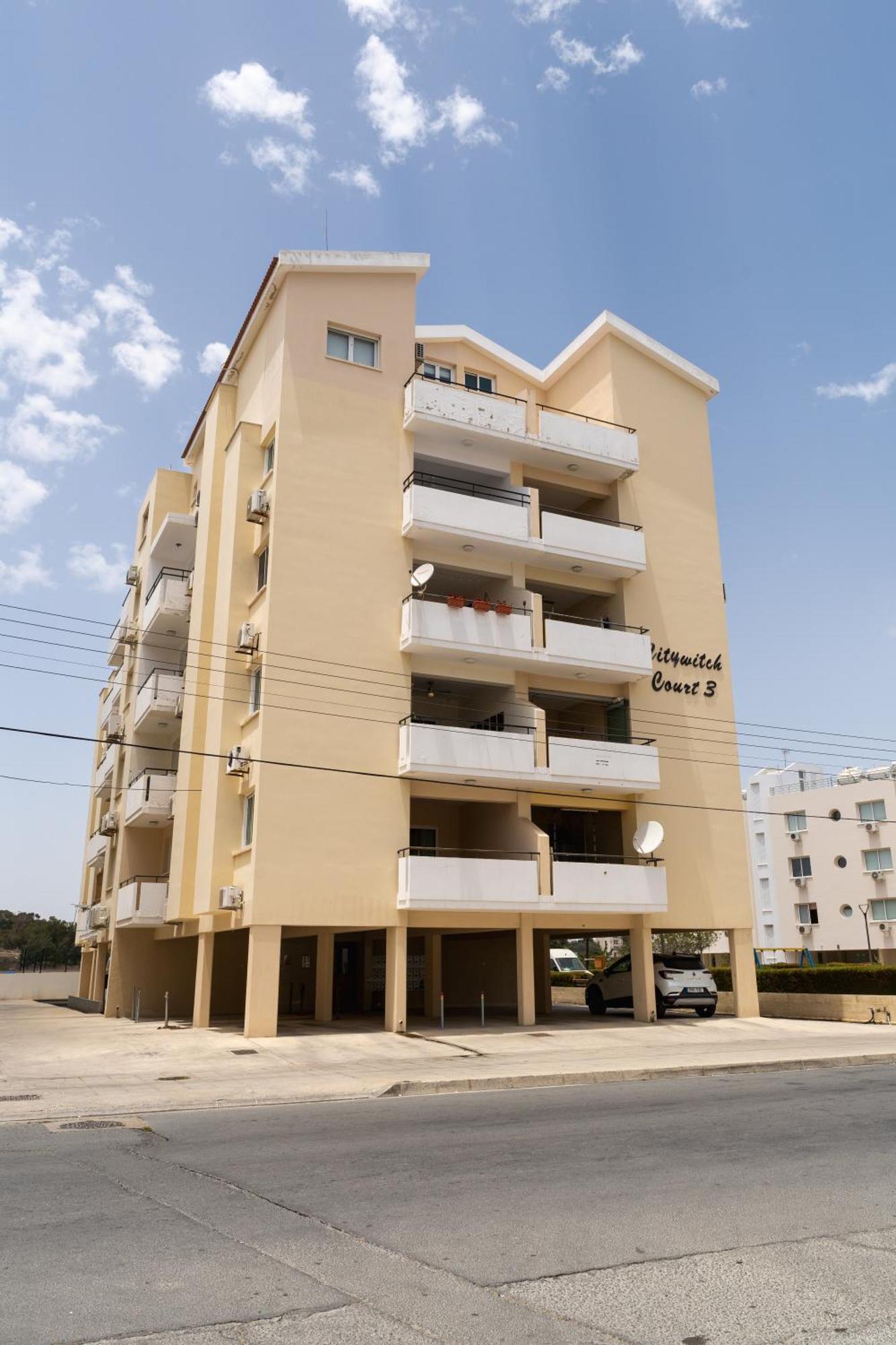 Apartamento Kave Blue Mackenzie 1 Bdr Flat With Pool Lárnaca Exterior foto
