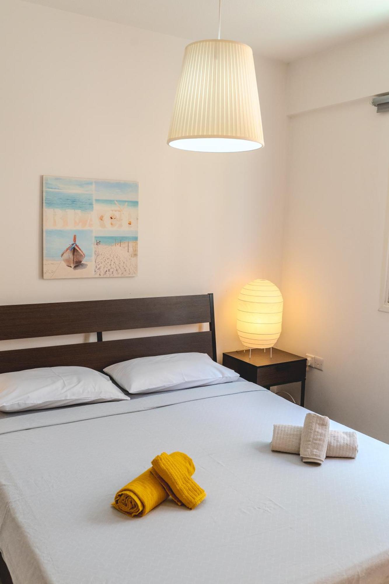Apartamento Kave Blue Mackenzie 1 Bdr Flat With Pool Lárnaca Exterior foto